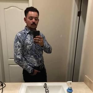 Meet your Posher, Alex